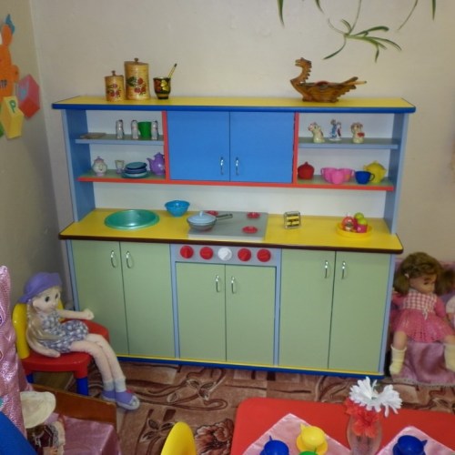 Уголок для игрушек в детский сад
