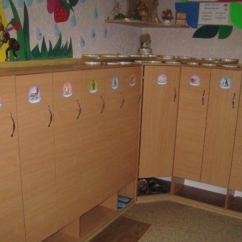 Шкафы для одежды в детский сад